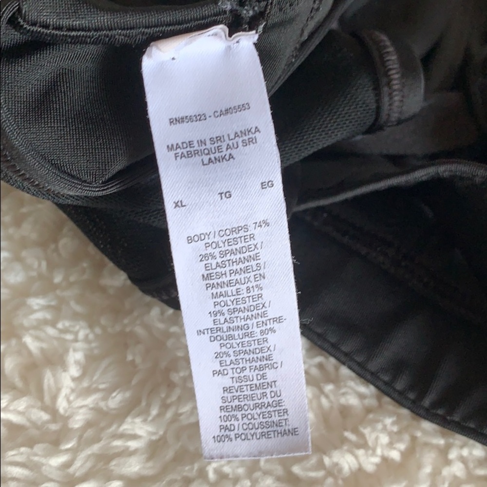 Nike sports bra - Picture 3 of 4
